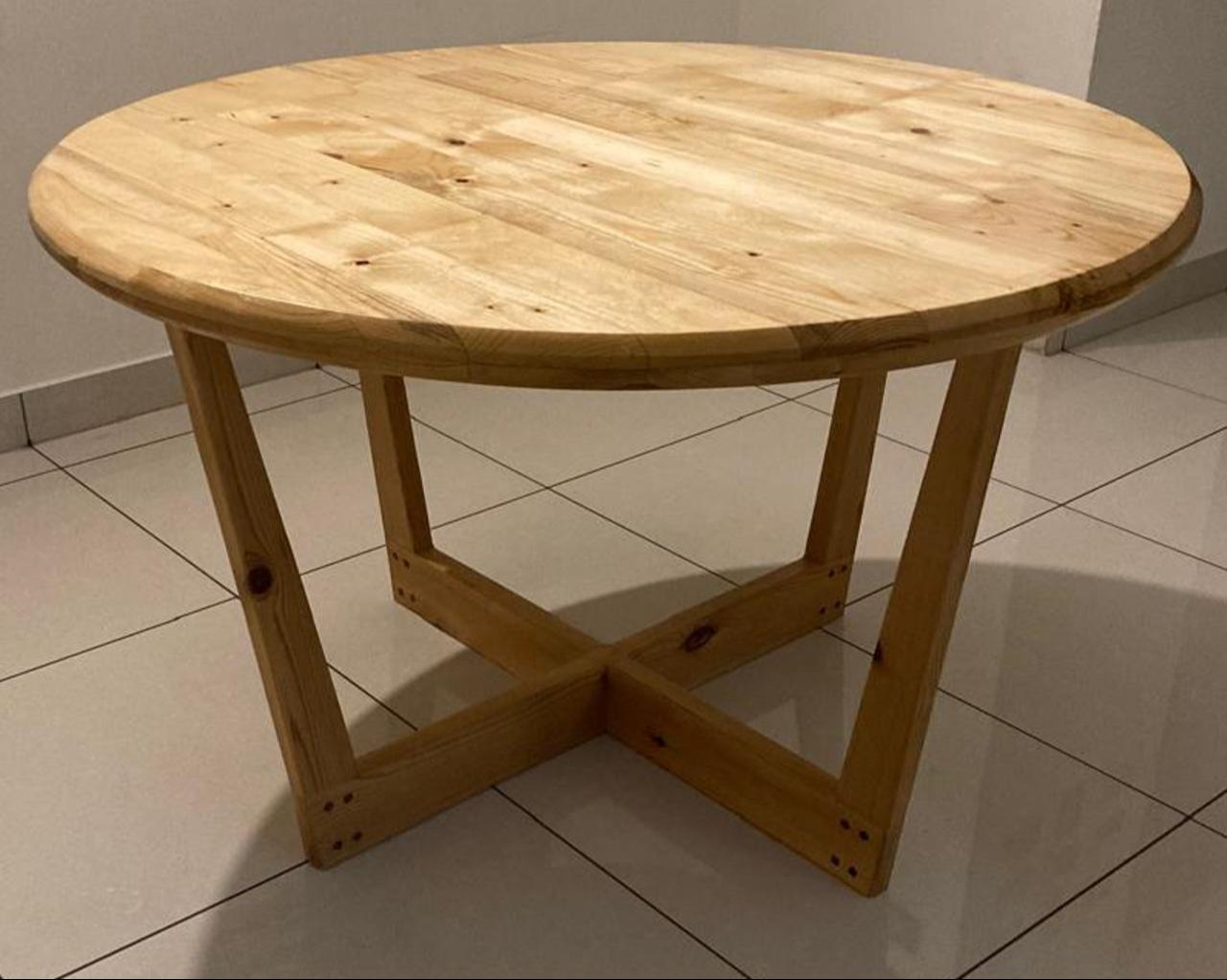 Pine Wood Dining Tables
